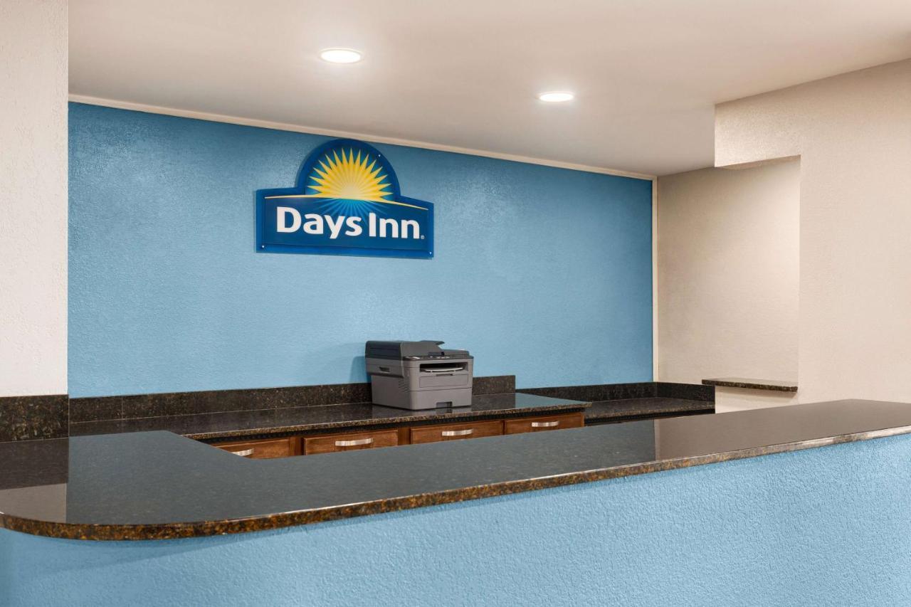 Days Inn By Wyndham Demopolis Eksteriør billede