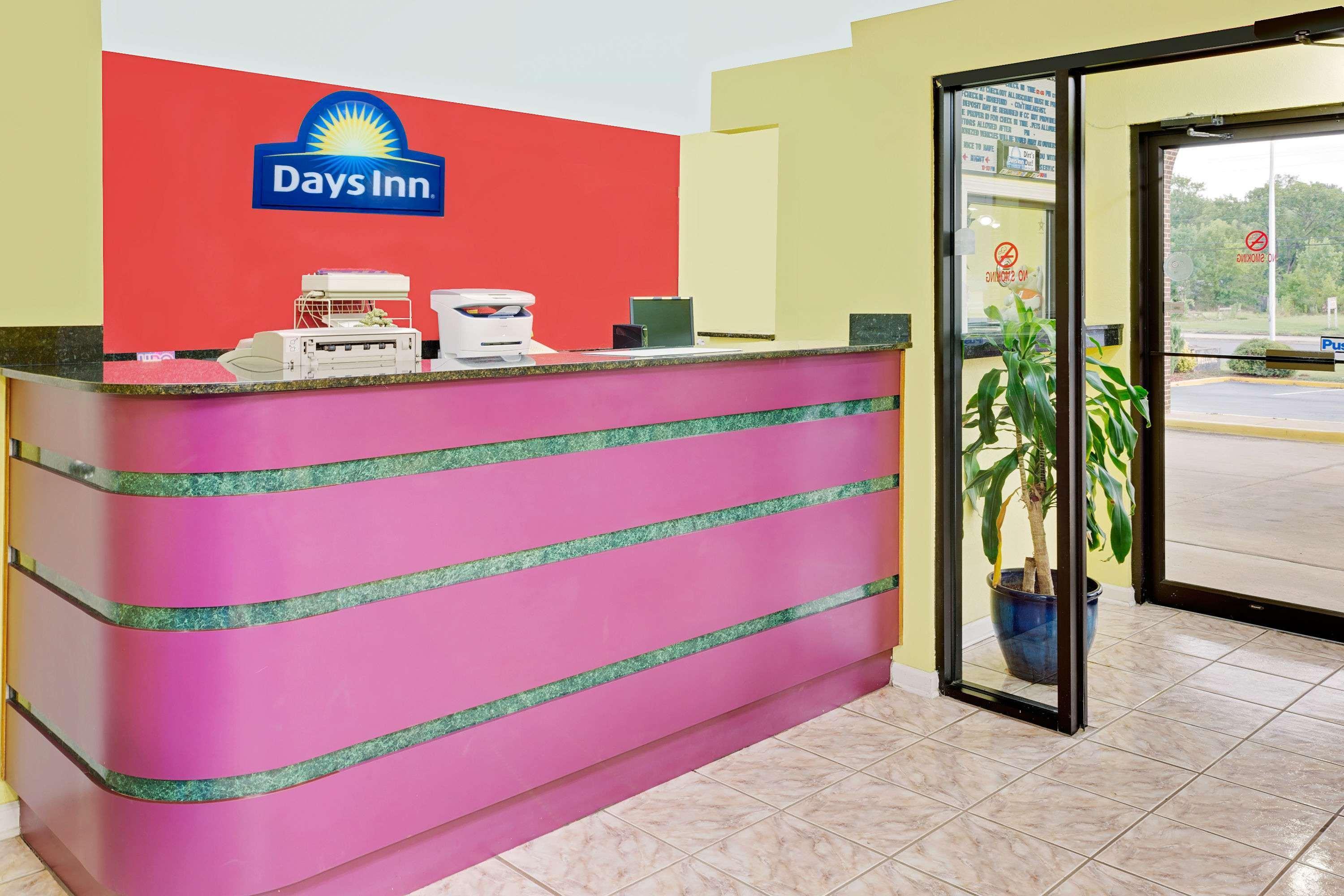 Days Inn By Wyndham Demopolis Eksteriør billede